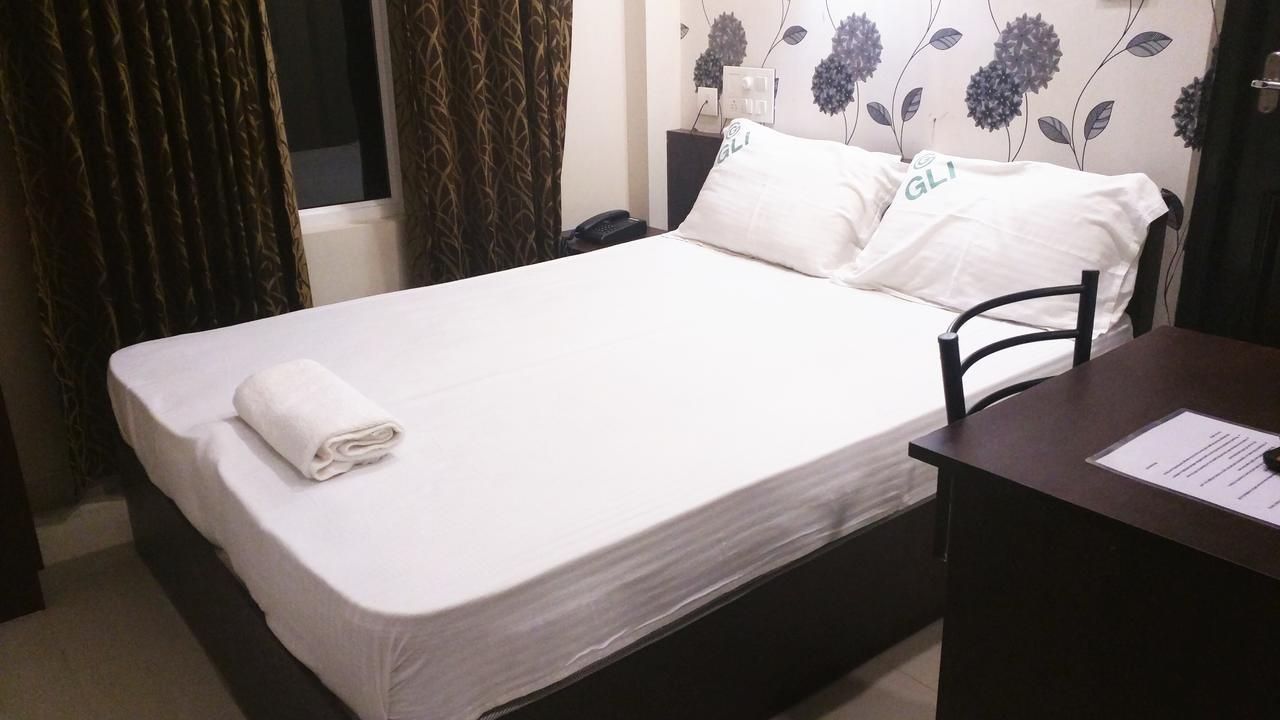 Collection O 8267 Galaxy Inn Kochi Exterior foto